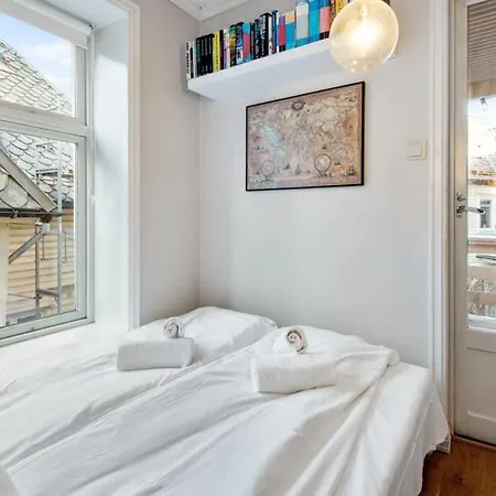 Dinbnb Homes I Family Friendly In Historical Sandviken Appartamento Bergen