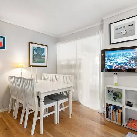 Dinbnb Homes I Family Friendly In Historical Sandviken 公寓