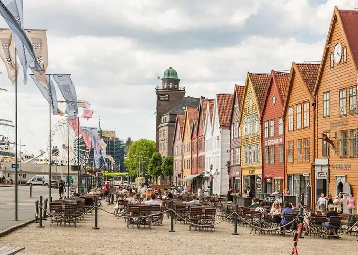 Dinbnb Homes I Family Friendly In Historical Sandviken Lägenhet